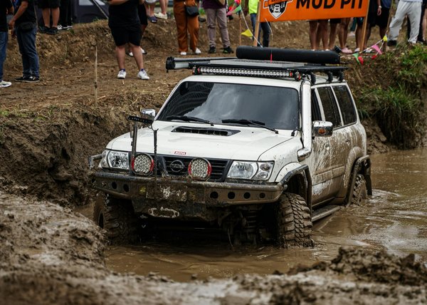 Acheter une Voiture sur Internet : Economie et Simplicité à Portée de Cliquetis?